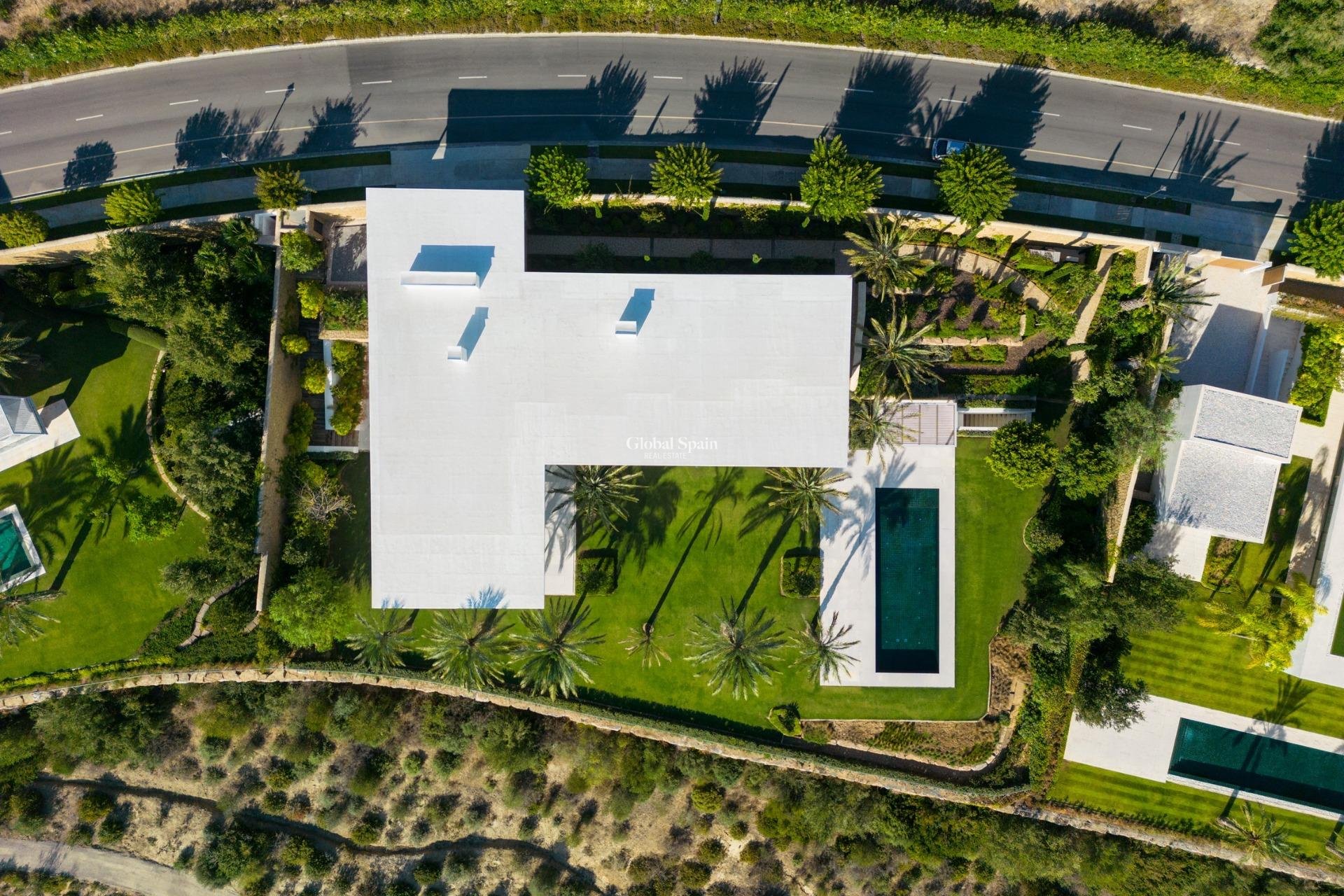 Nieuwbouw - VILLA -
CASARES - Pedregales