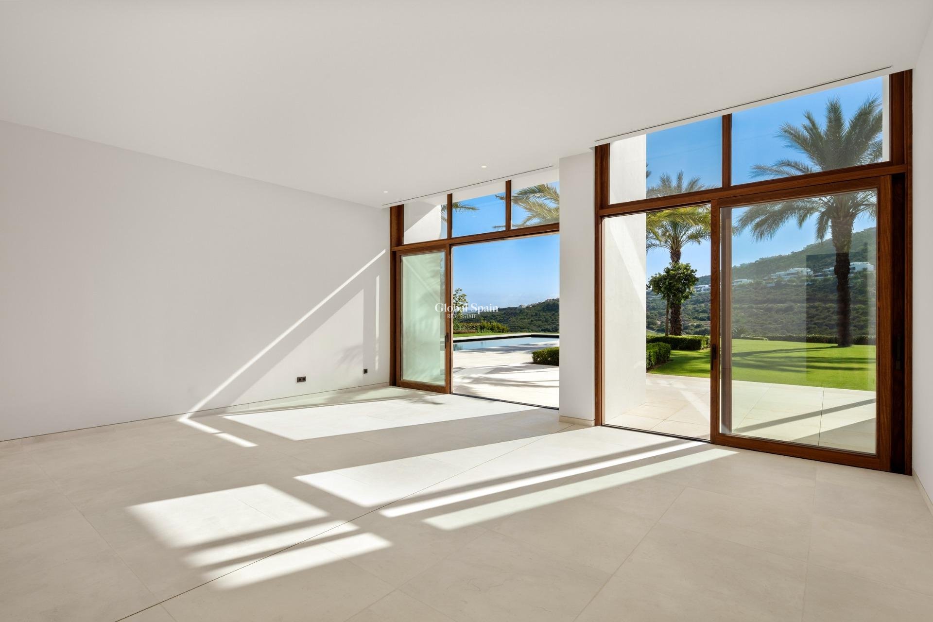 Nieuwbouw - VILLA -
CASARES - Pedregales