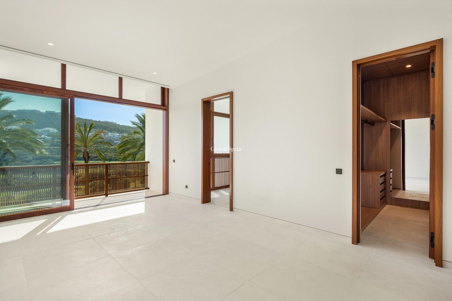 Nieuwbouw - VILLA -
CASARES - Pedregales