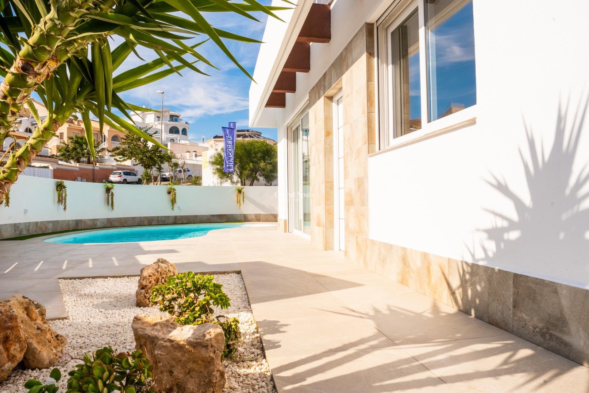Nieuwbouw - VILLA -
CIUDAD QUESADA