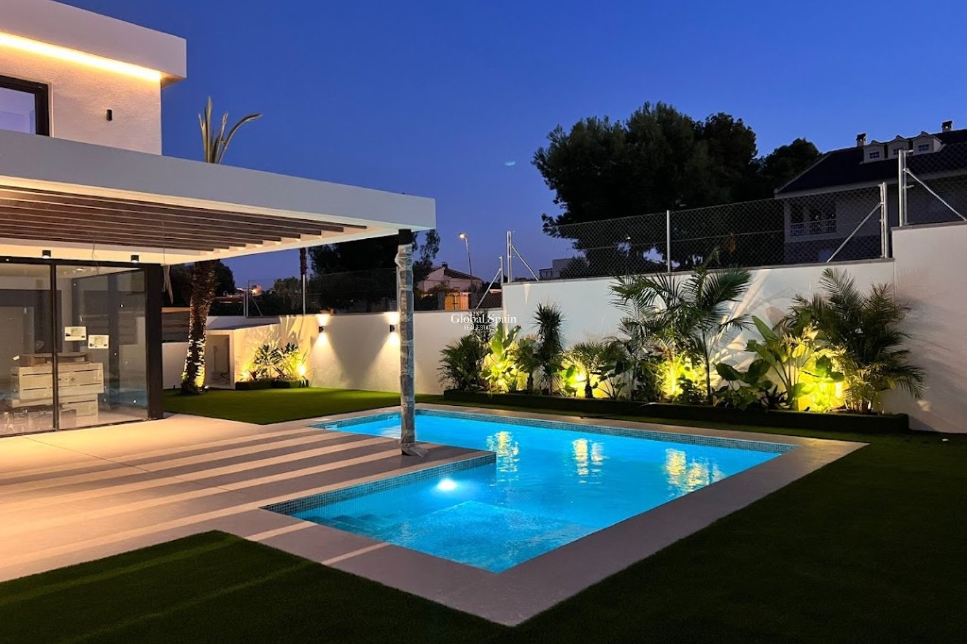 Nieuwbouw - Villa -
Costa Blanca - Orihuela Costa