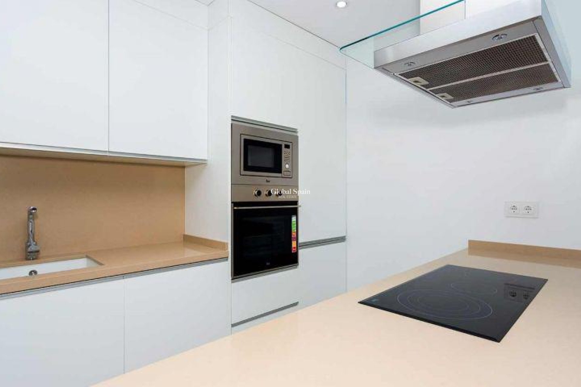 Nieuwbouw - VILLA -
DAYA NUEVA - CENTRO