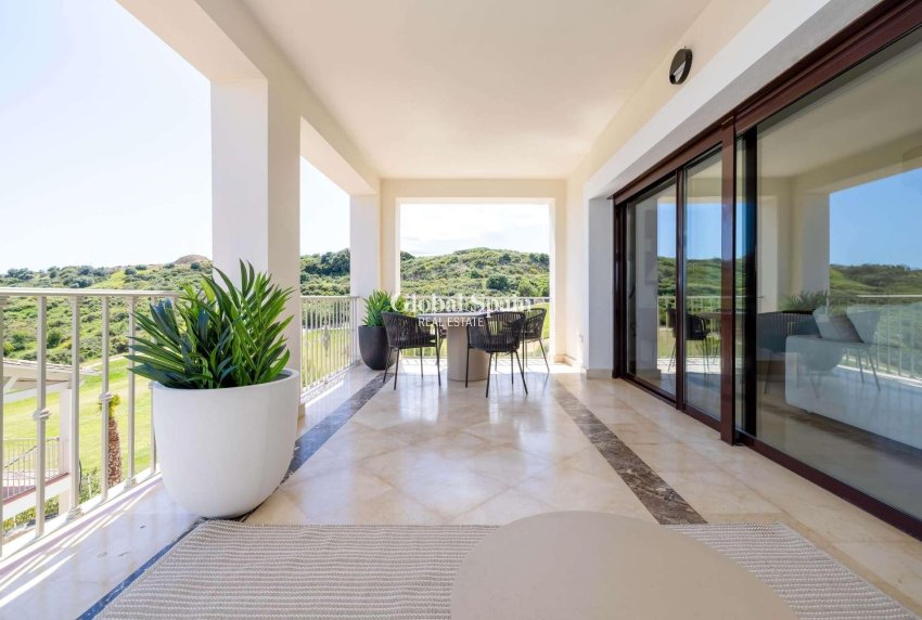 Nieuwbouw - VILLA -
ESTEPONA - Azata Golf