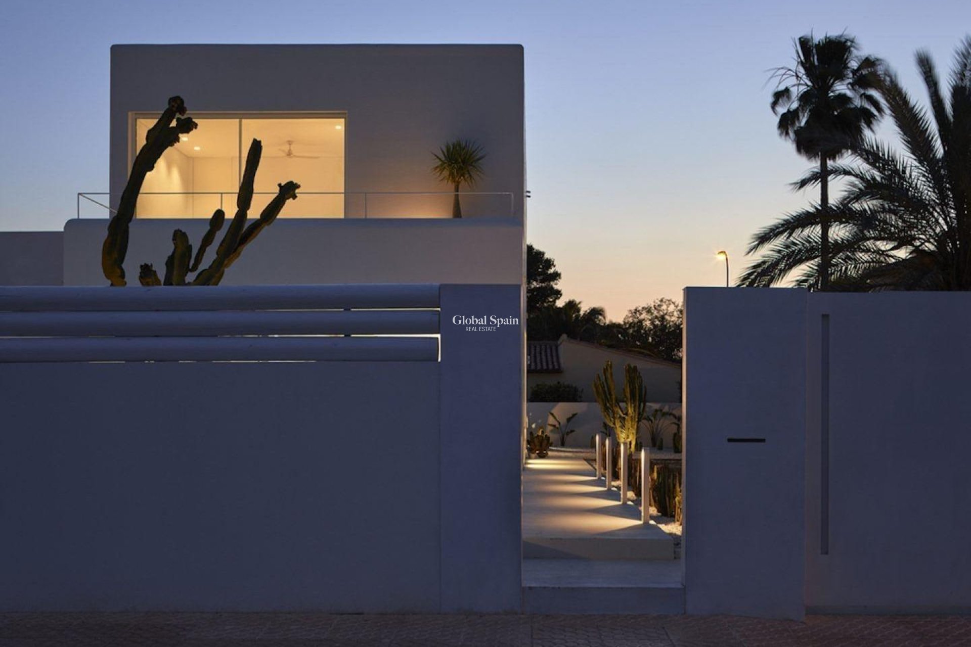 Nieuwbouw - VILLA -
ESTEPONA - Valle Romano