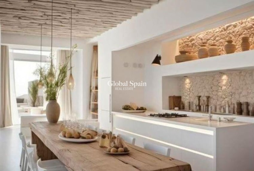Nieuwbouw - VILLA -
ESTEPONA - Valle Romano