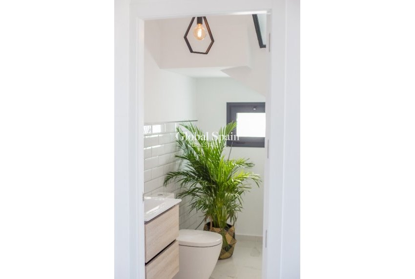 Nieuwbouw - Villa -
LOS MONTESINOS - La Herada