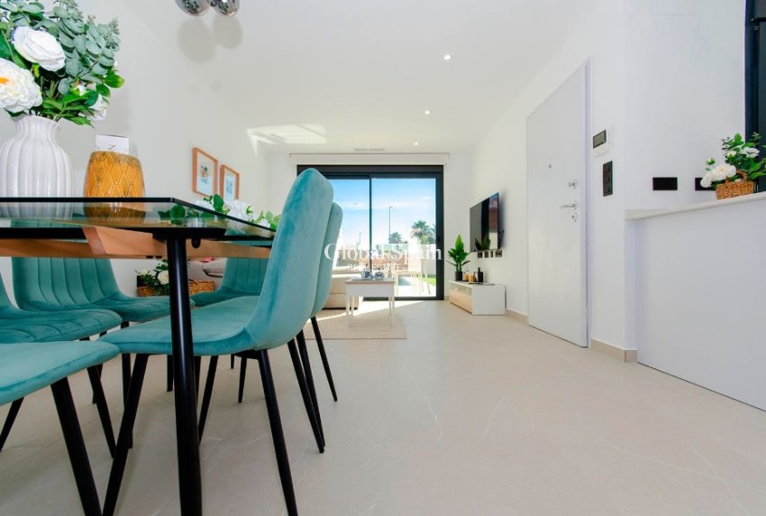 Nieuwbouw - Villa -
LOS MONTESINOS - La Herada