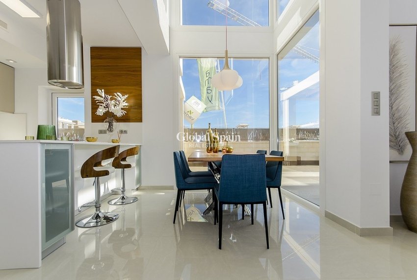 Nieuwbouw - VILLA -
LOS MONTESINOS - La Herrada