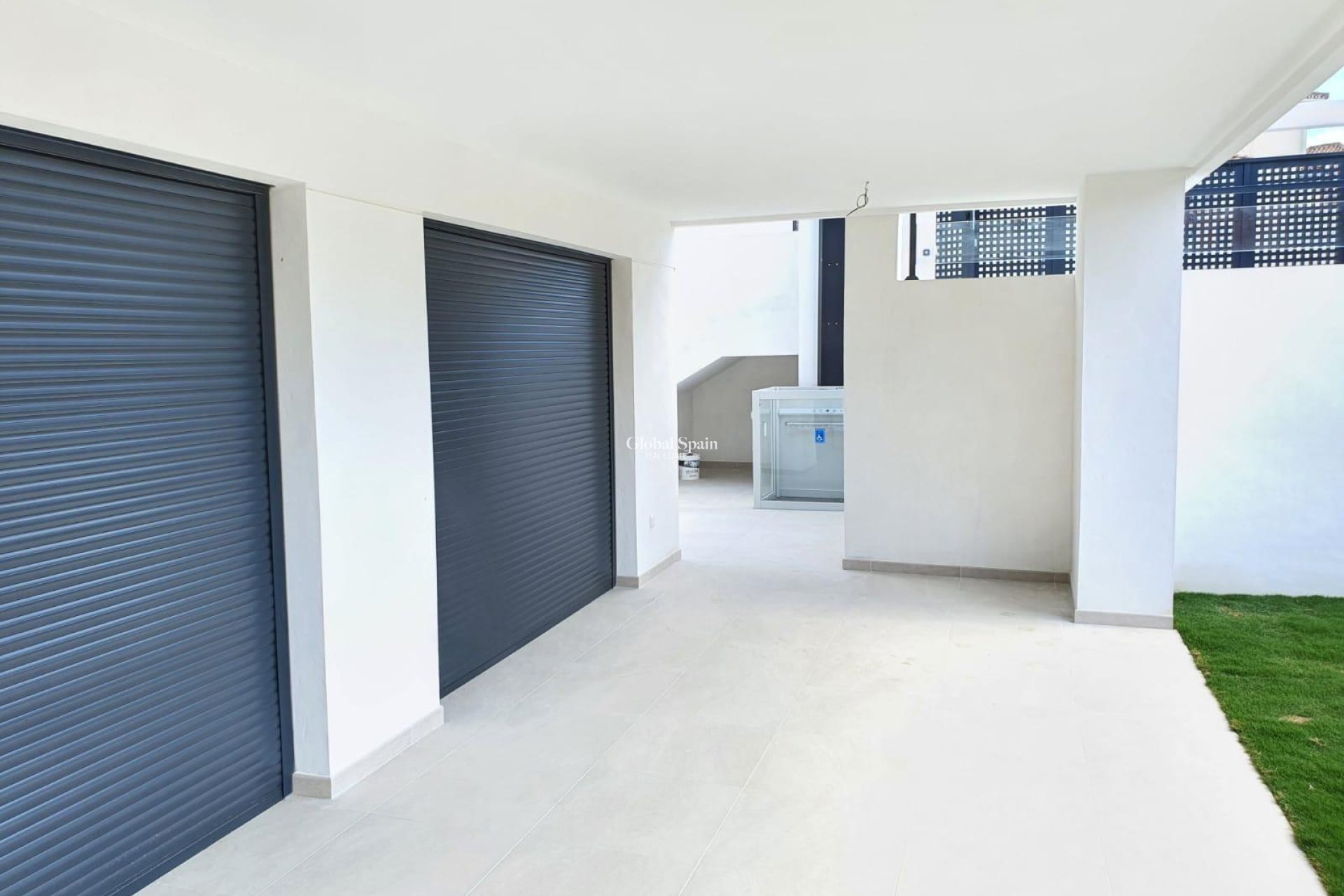 Nieuwbouw - VILLA -
MANILVA - La Duquesa