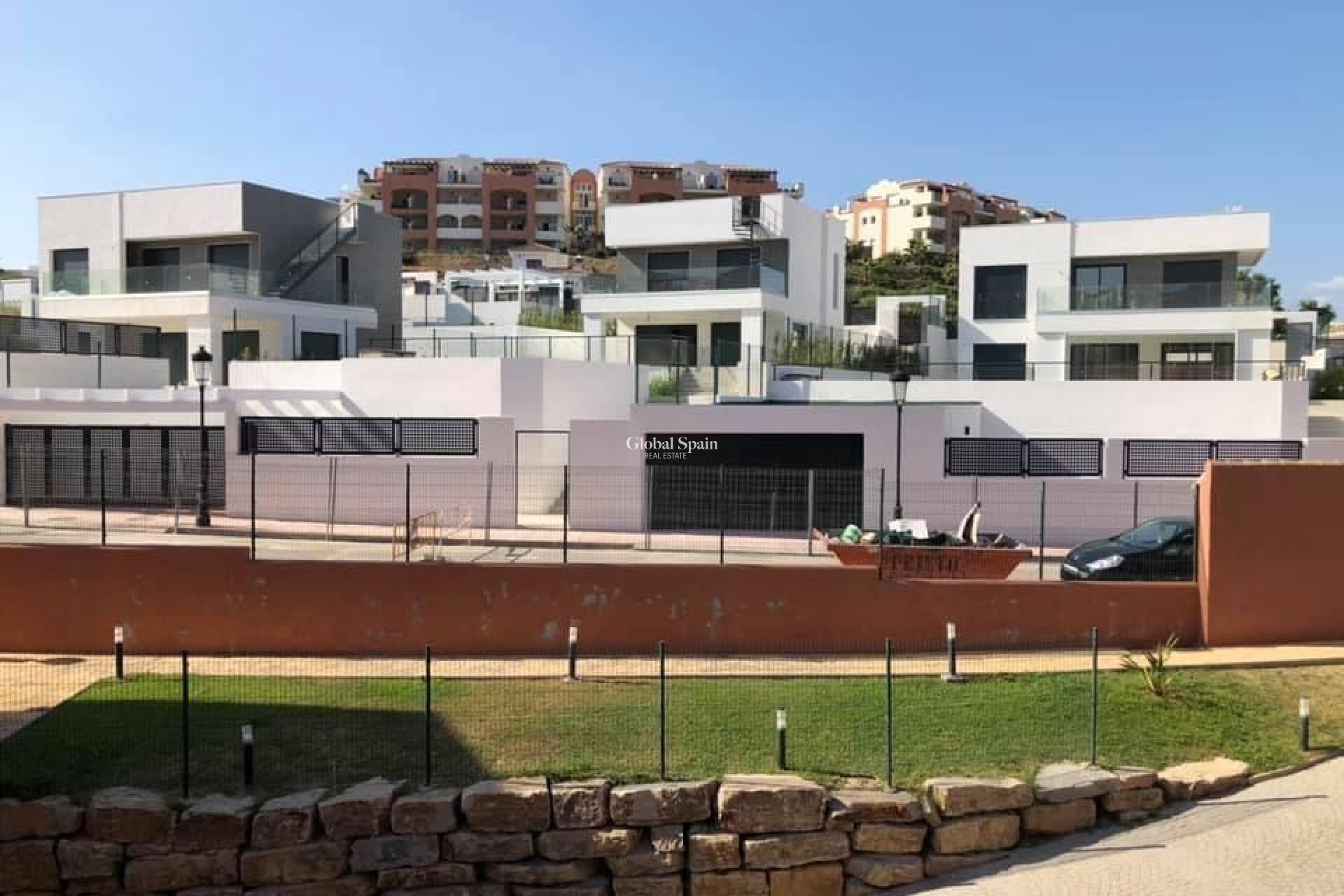 Nieuwbouw - VILLA -
MANILVA - La Duquesa