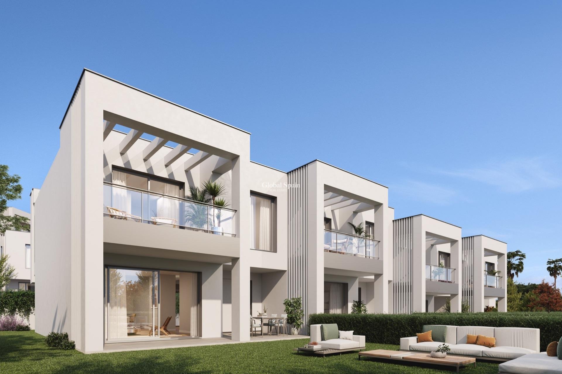 Nieuwbouw - VILLA -
MARBELLA - Las Chapas - Alicate Playa