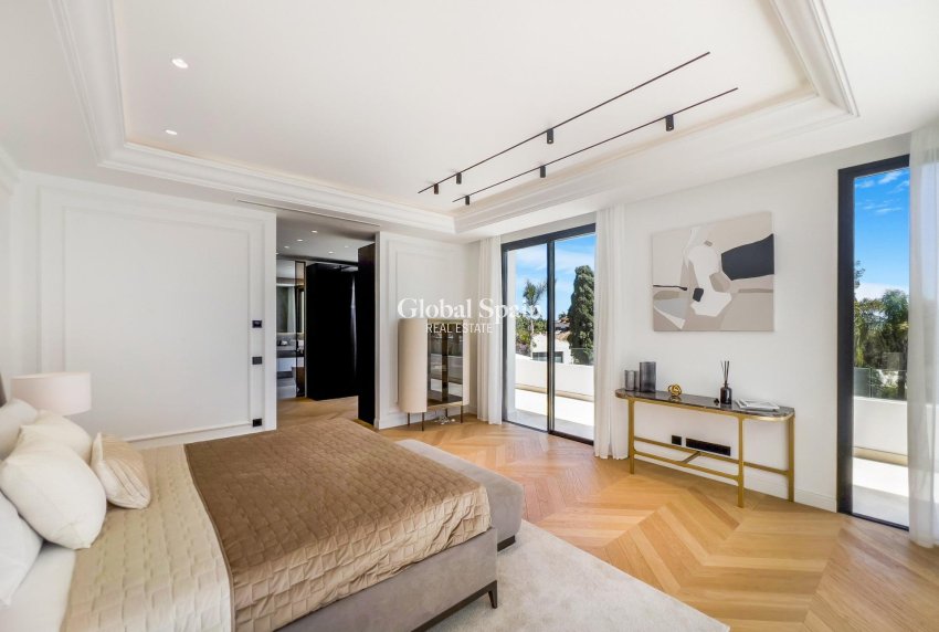 Nieuwbouw - Villa -
MARBELLA - Lomas De Marbella Club