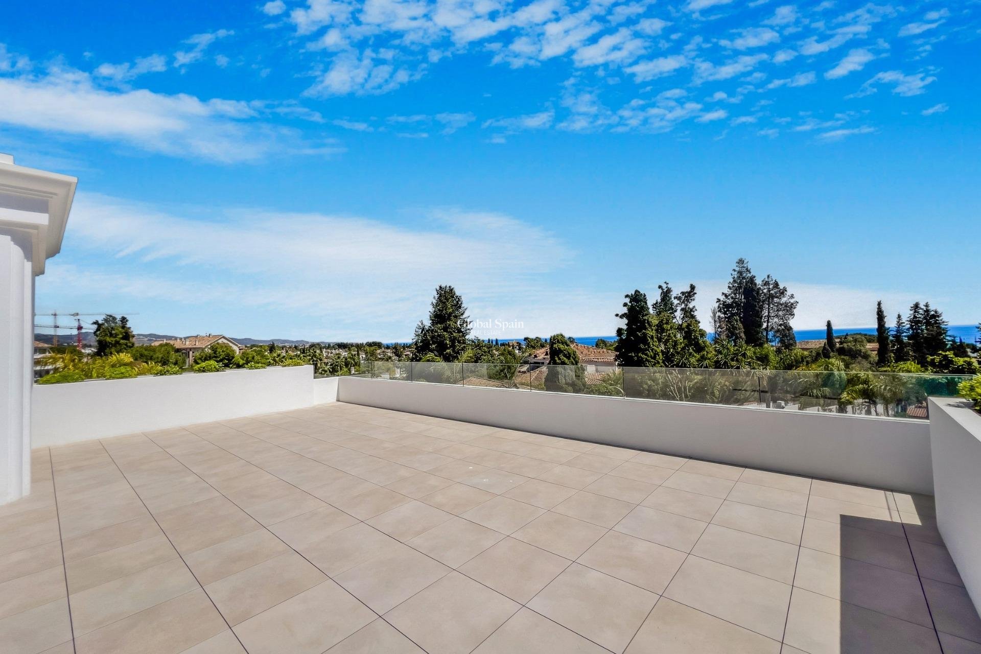 Nieuwbouw - VILLA -
MARBELLA - Lomas De Marbella Club