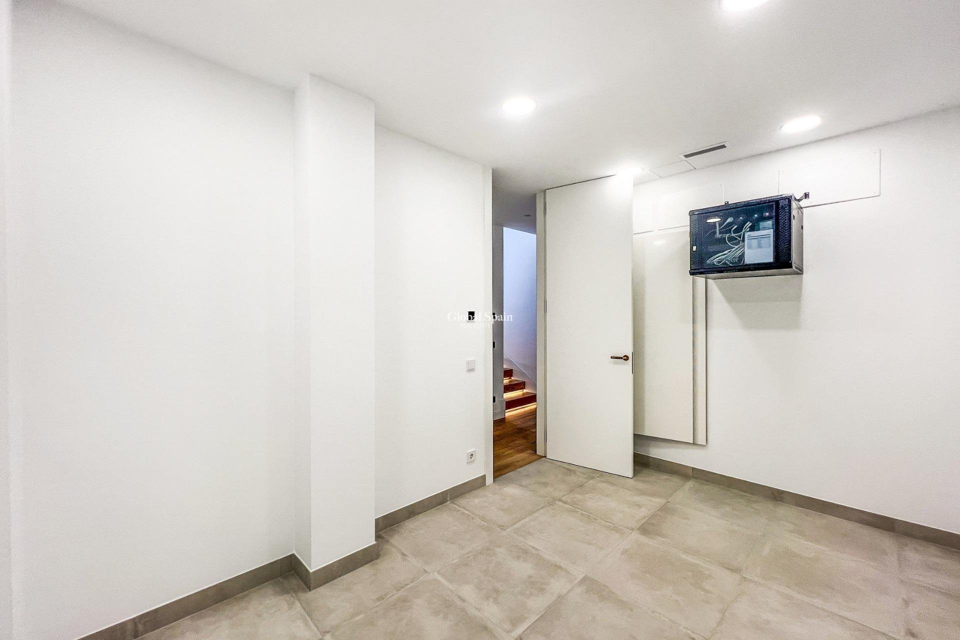 Nieuwbouw - VILLA -
MARBELLA - Lomas De Marbella Club