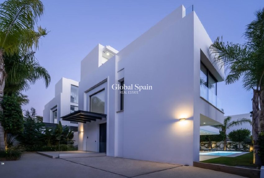 Nieuwbouw - Villa -
MARBELLA - The Golden Mile