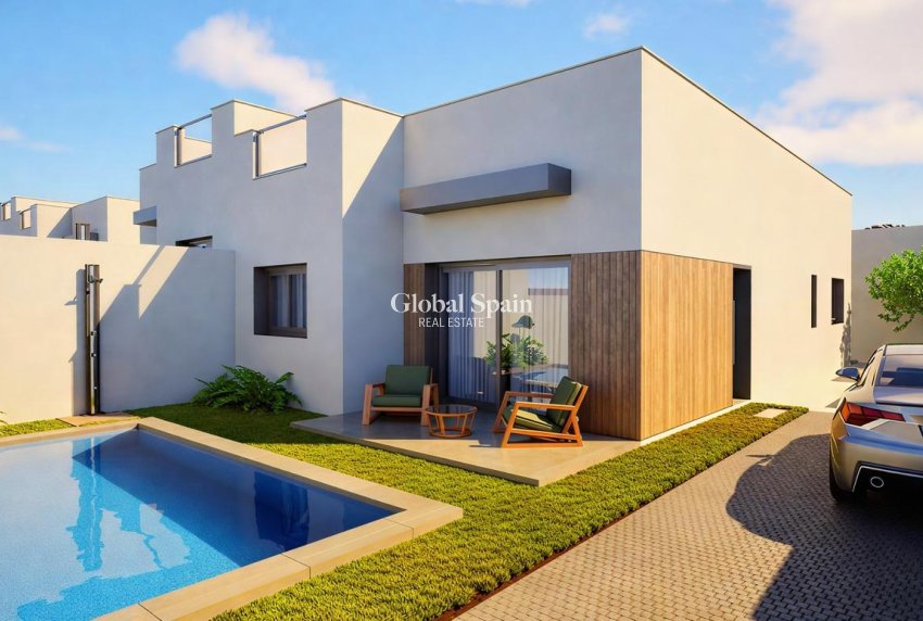 Nieuwbouw - VILLA -
MAZARRÓN - Country Club