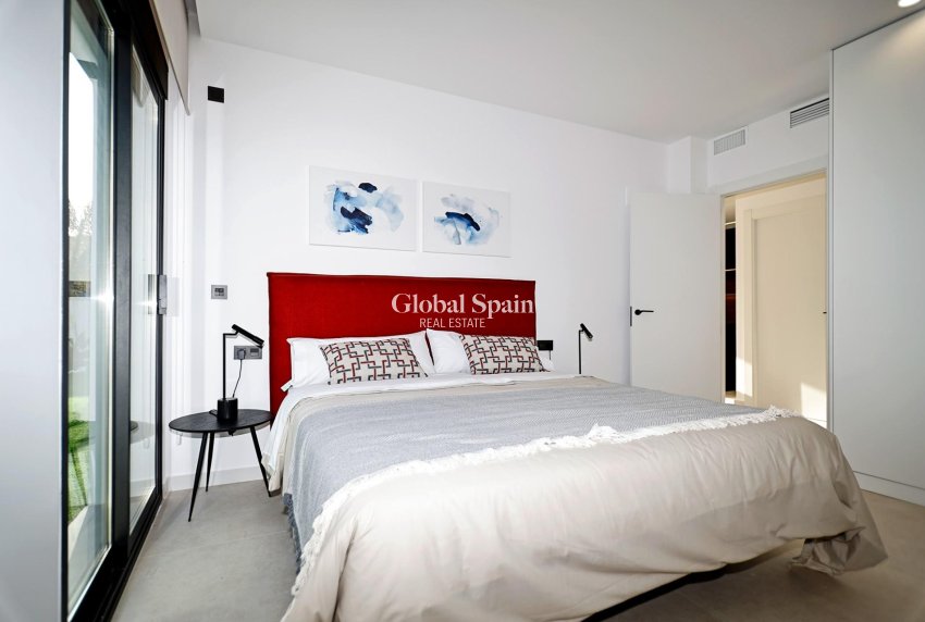 Nieuwbouw - VILLA -
MOLINA DEL SEGURA