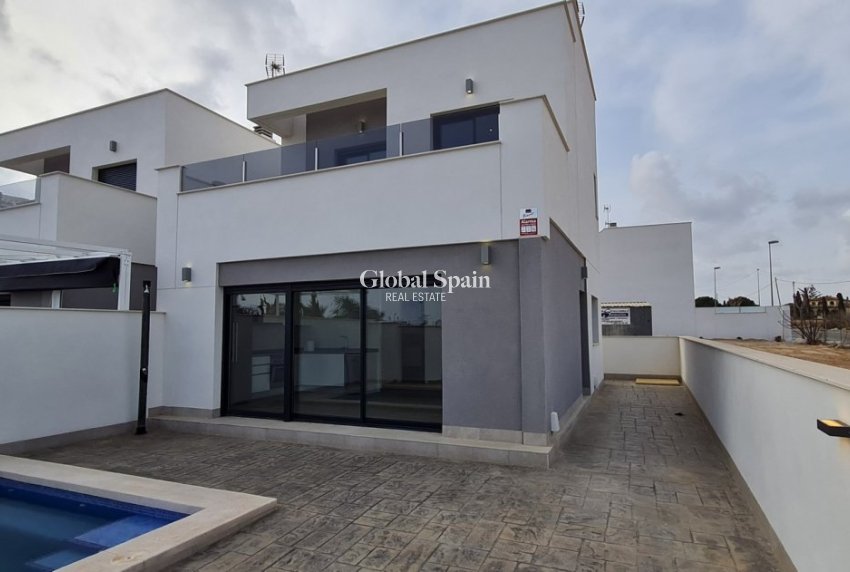 Nieuwbouw - VILLA -
ORIHUELA COSTA - El Barranco