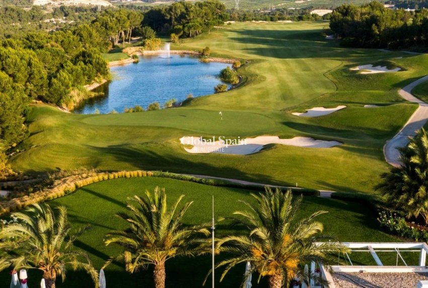 Nieuwbouw - VILLA -
ORIHUELA - LAS COLINAS GOLF RESORT