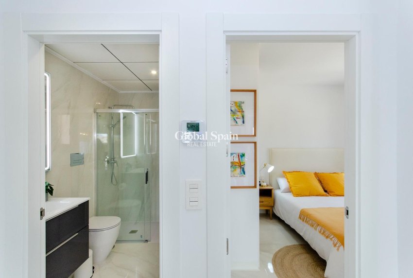 Nieuwbouw - VILLA -
ORIHUELA - Vistabella Golf