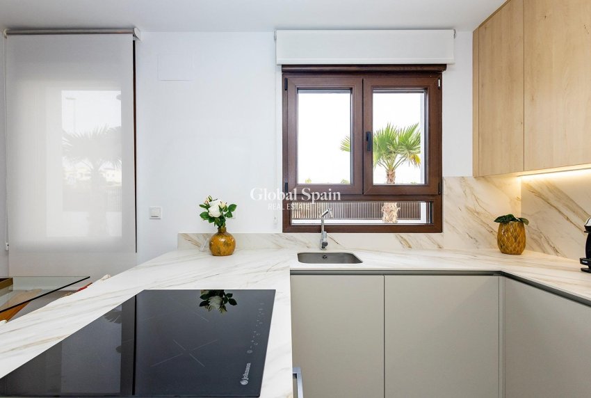 Nieuwbouw - VILLA -
ORIHUELA - Vistabella Golf