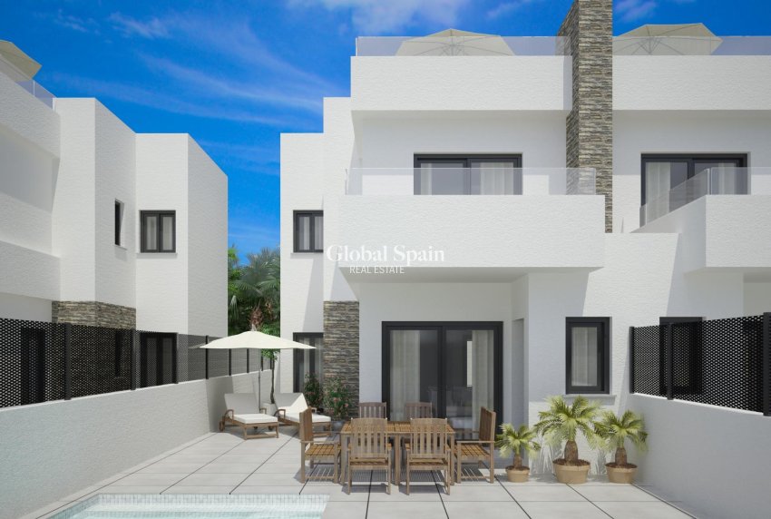 Nieuwbouw - VILLA -
ORIHUELA - Vistabella Golf