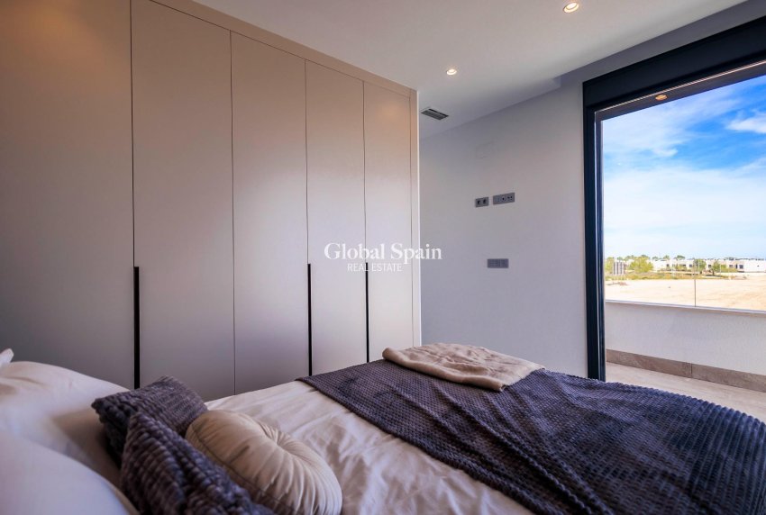 Nieuwbouw - Villa -
PILAR DE LA HORADADA - Lo Romero Golf