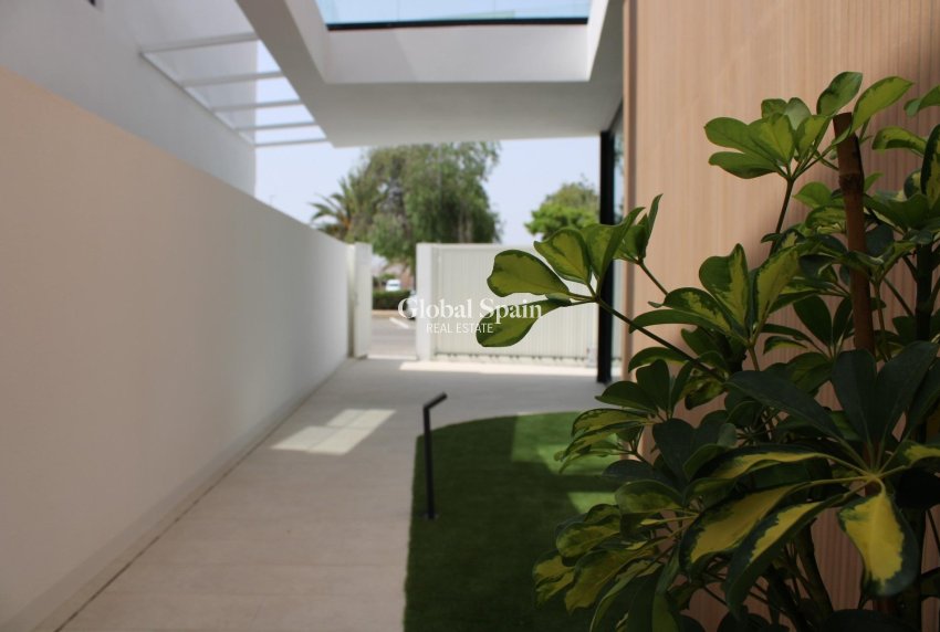 Nieuwbouw - VILLA -
PILAR DE LA HORADADA - Torre de la Horadada