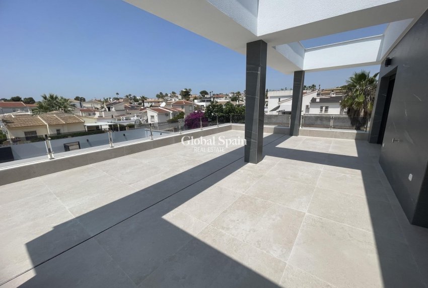 Nieuwbouw - VILLA -
ROJALES - Ciudad Quesada