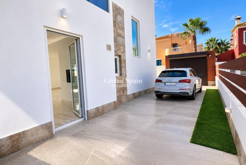 Nieuwbouw - VILLA -
ROJALES - Golf La Marquesa (Ciudad Quesada)