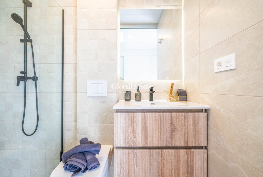 Nieuwbouw - Villa -
ROLDÁN