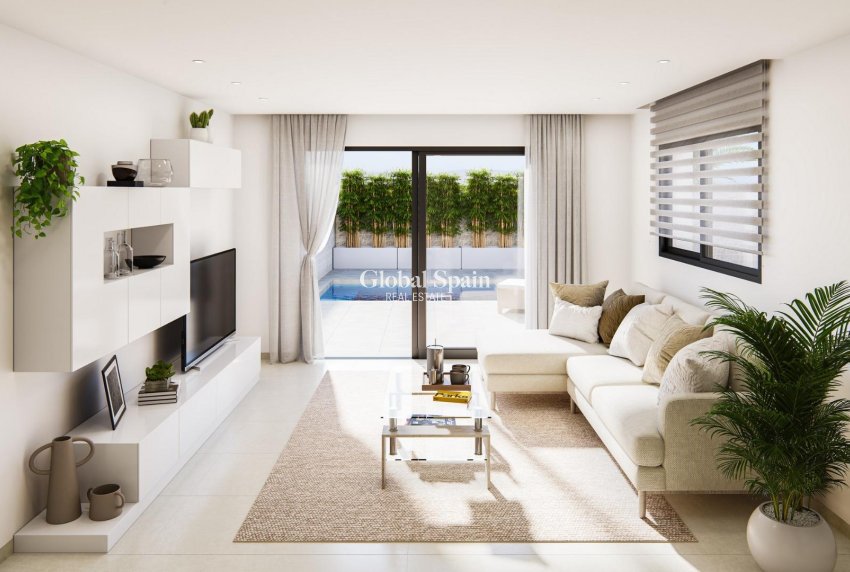 Nieuwbouw - VILLA -
SAN FULGENCIO - Oasis La Marina