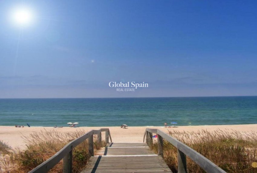 Nieuwbouw - Villa -
SAN FULGENCIO - Urb. La Marina