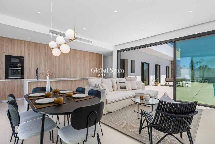 Nieuwbouw - VILLA -
SAN JAVIER - Parque del doce