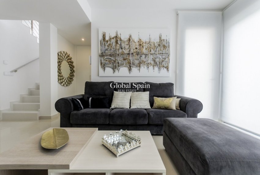 Nieuwbouw - VILLA -
SAN MIGUEL DE SALINAS - Cerro del Sol