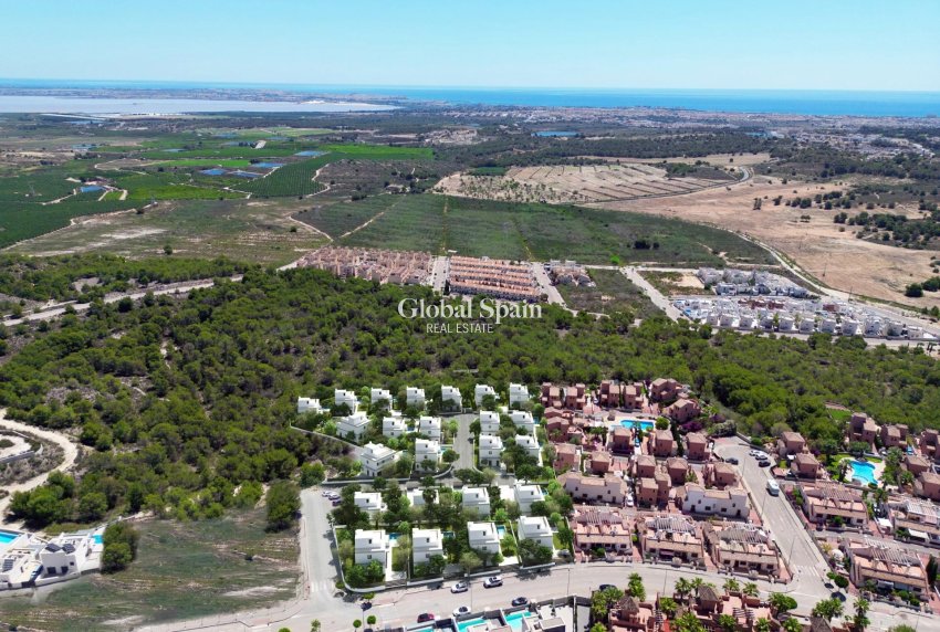 Nieuwbouw - VILLA -
SAN MIGUEL DE SALINAS - Cerro del Sol