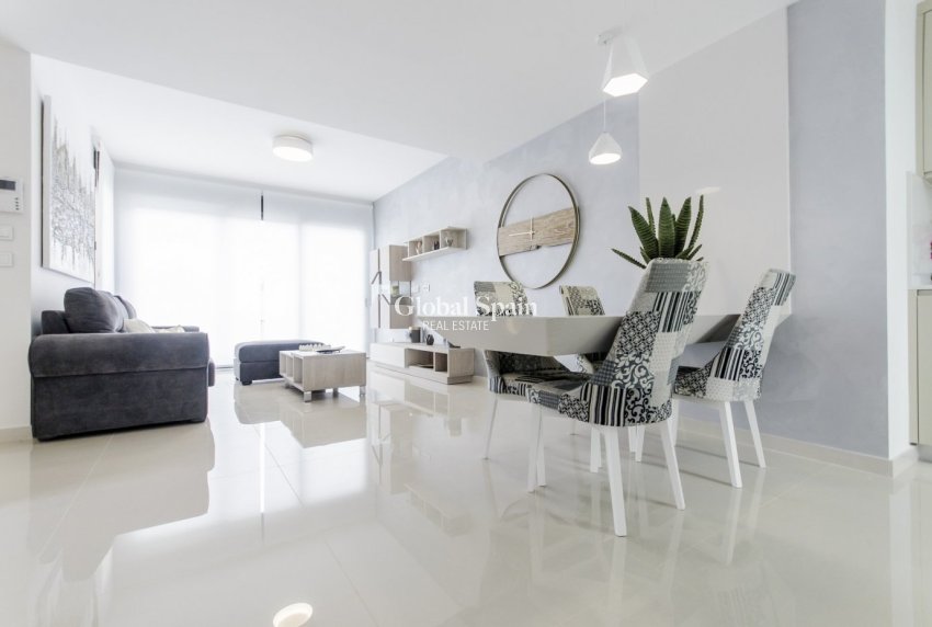 Nieuwbouw - VILLA -
SAN MIGUEL DE SALINAS - Cerro del Sol