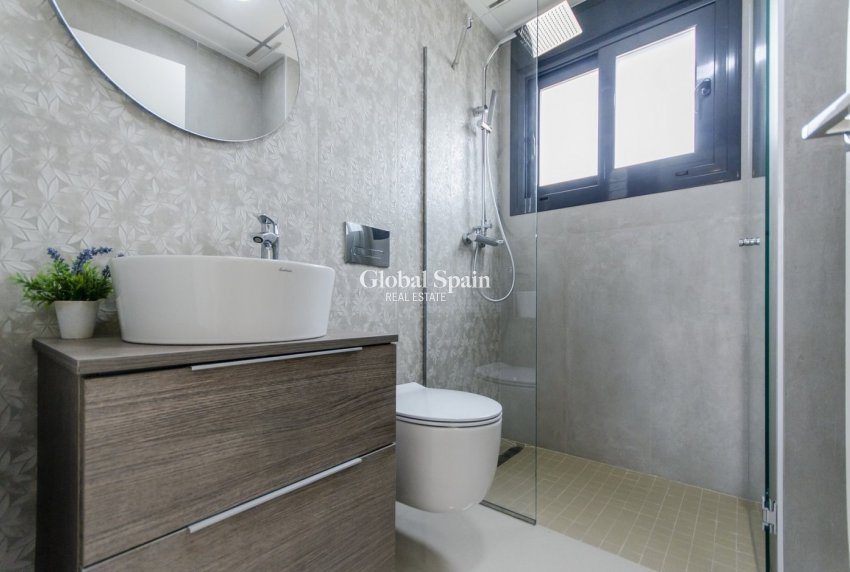 Nieuwbouw - VILLA -
SAN MIGUEL DE SALINAS - Cerro del Sol