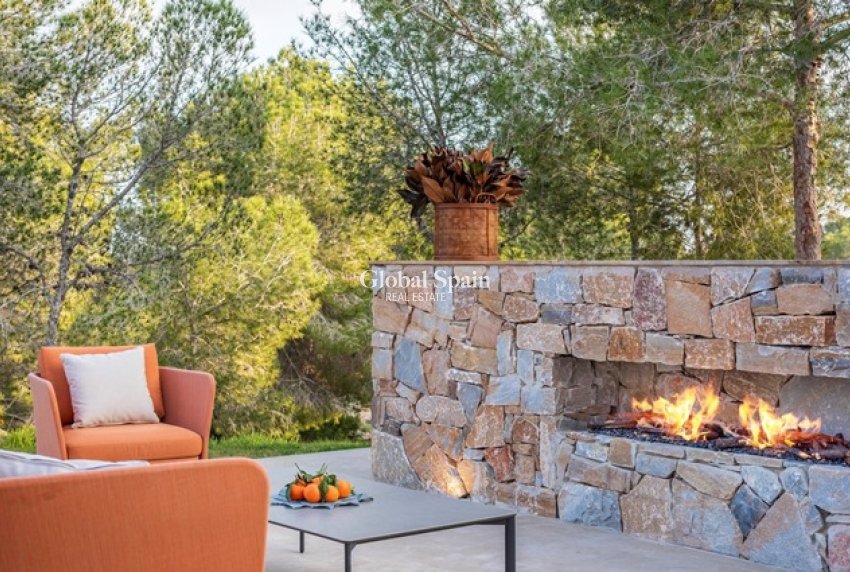 Nieuwbouw - VILLA -
SAN MIGUEL DE SALINAS - LAS COLINAS GOLF RESORT