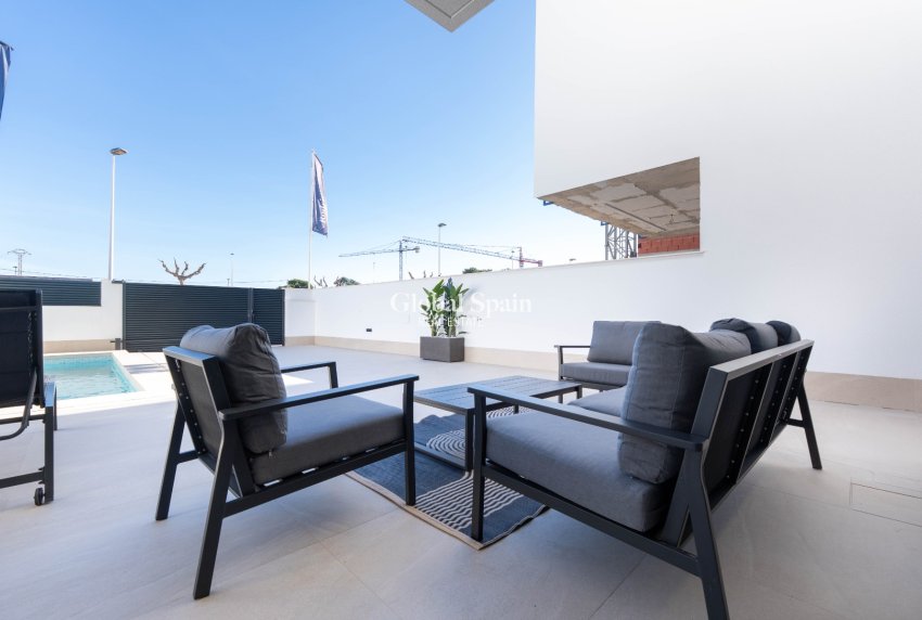 Nieuwbouw - VILLA -
SAN PEDRO DEL PINATAR