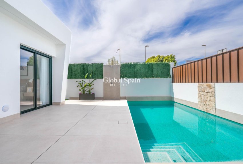 Nieuwbouw - VILLA -
TORRE PACHECO - Roldán