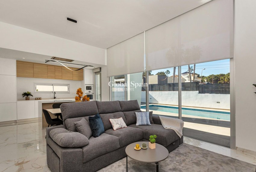 Nieuwbouw - Villa -
TORREVIEJA - LOS BALCONES - LOS ALTOS