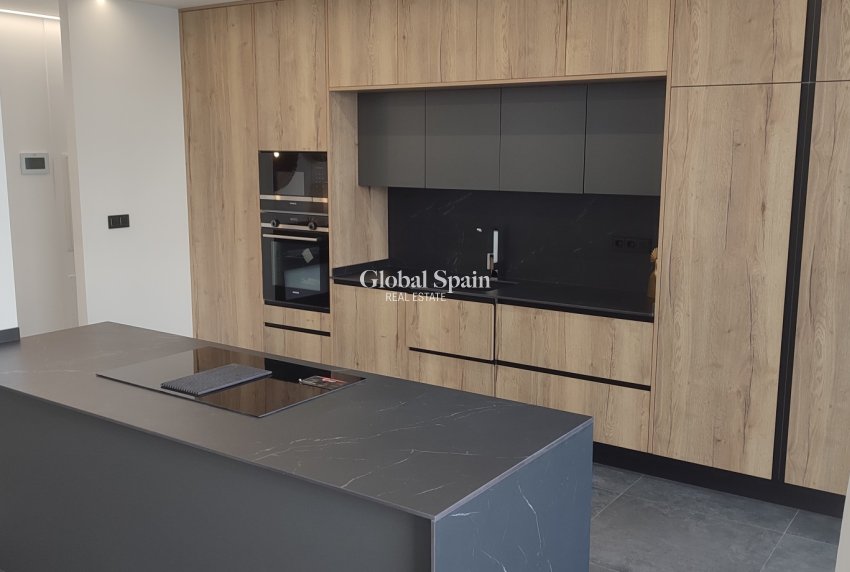 Nieuwbouw - VILLA -
TORREVIEJA - LOS BALCONES - LOS ALTOS