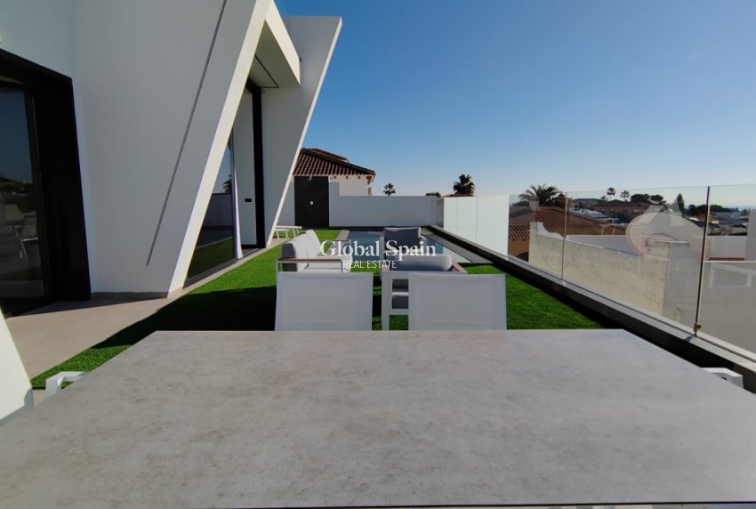 Nieuwbouw - VILLA -
TORREVIEJA - LOS BALCONES - LOS ALTOS