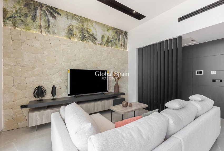 Nieuwbouw - VILLA -
TORREVIEJA - LOS BALCONES - LOS ALTOS