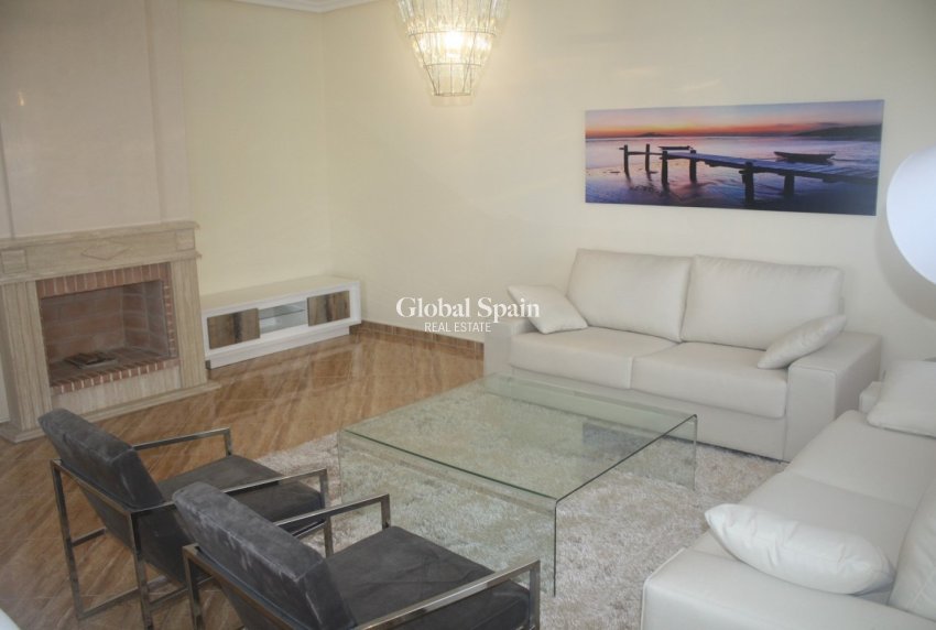 Nieuwbouw - VILLA -
TORREVIEJA - LOS BALCONES - LOS ALTOS