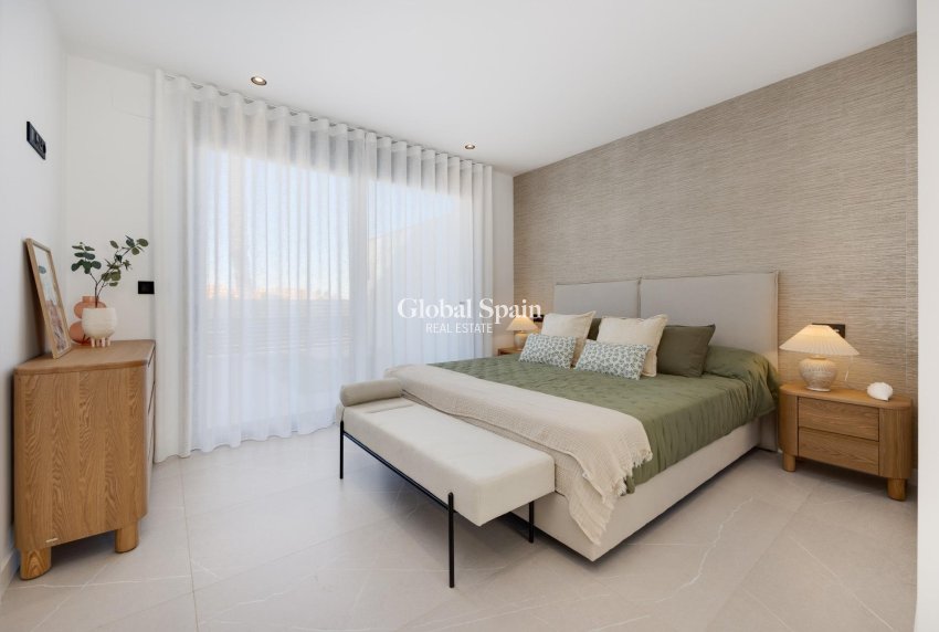 Nieuwbouw - VILLA -
TORREVIEJA - Sector 25