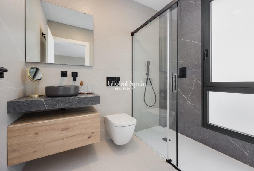 Nieuwbouw - VILLA -
TORREVIEJA - Sector 25