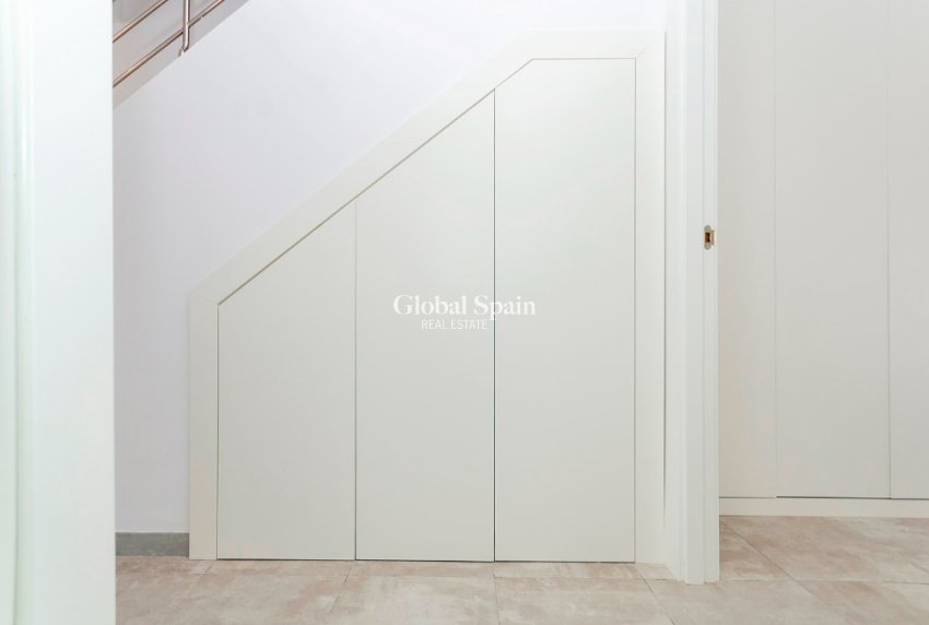 Nieuwbouw - Villa -
TORREVIEJA - Torreta