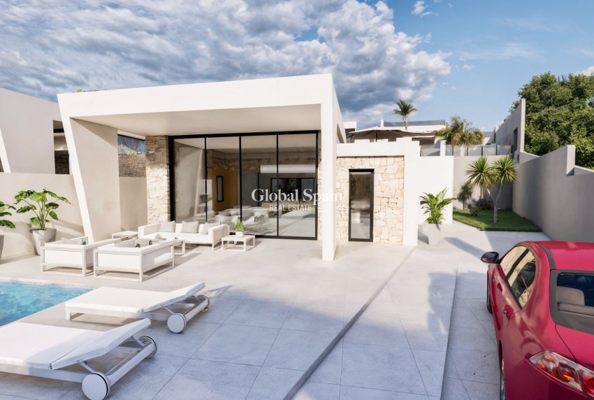 Nieuwbouw - VILLA -
TORREVIEJA